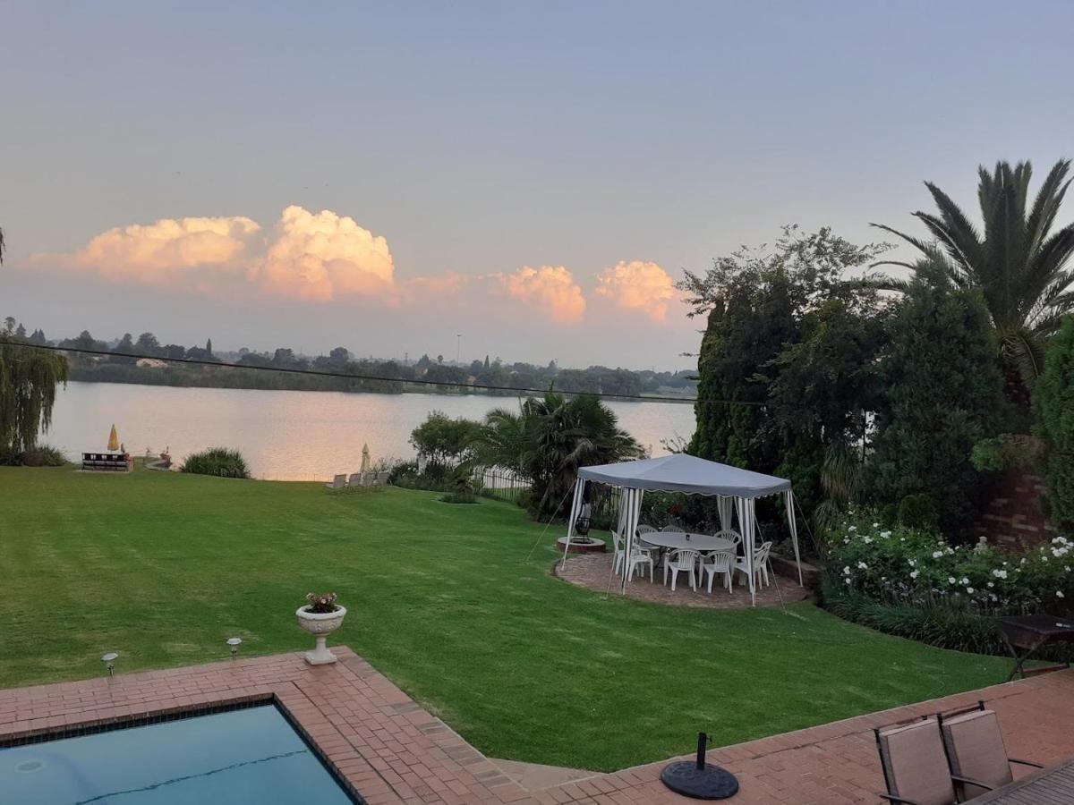 The Lakehouse Bnb Brakpan Kültér fotó