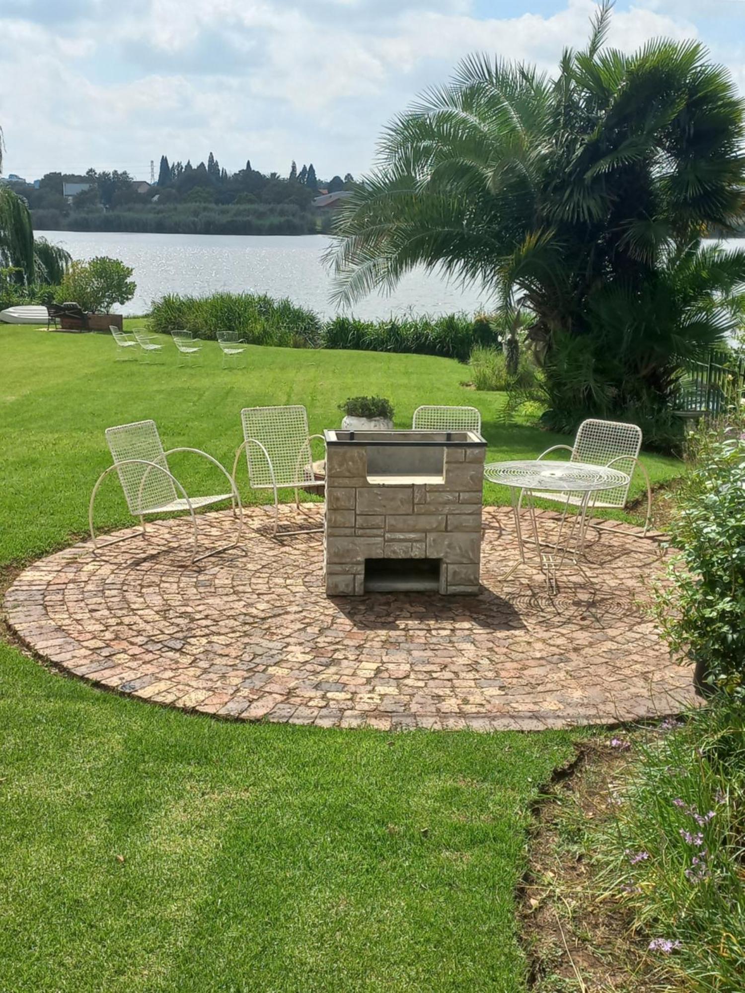 The Lakehouse Bnb Brakpan Kültér fotó
